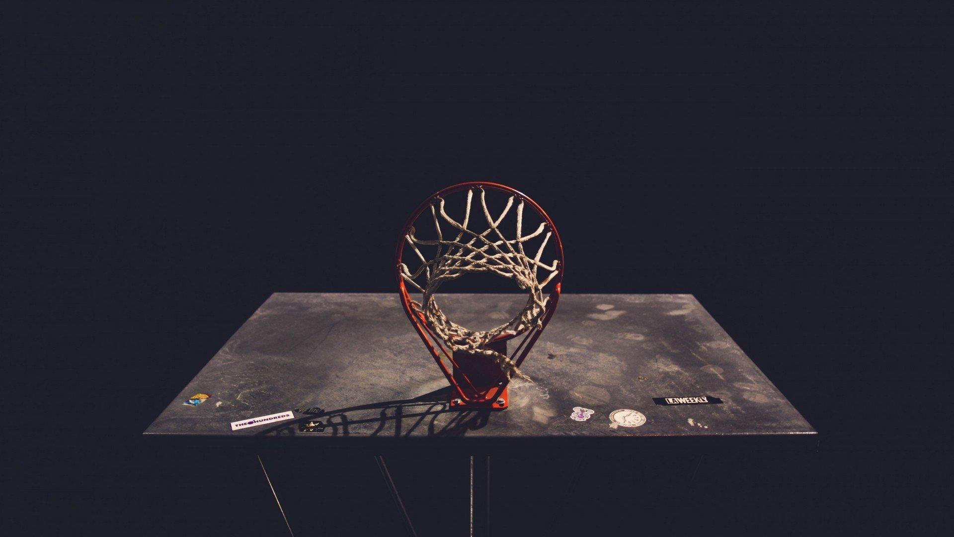 欧冠前瞻，巴萨主场迎战法兰克福，3-0胜利在望，复仇与晋级并重